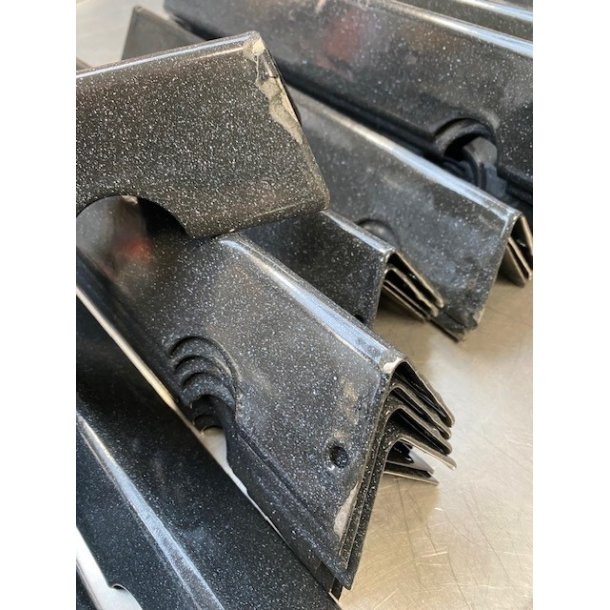 Flavorizer Bars (2 SORT. MED SKADER I EMALJERING) passer til Genesis II/LX 400 Serie - 2017 og frem