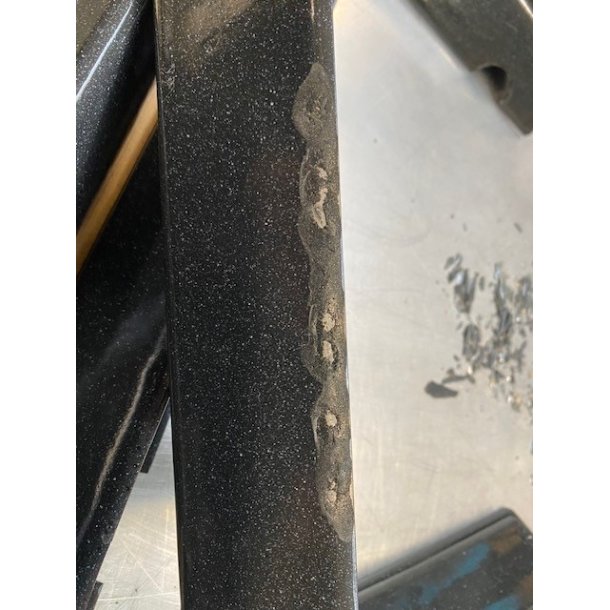 Flavorizer Bars (2 SORT. MED SKADER I EMALJERING) passer til Genesis II/LX 400 Serie - 2017 og frem