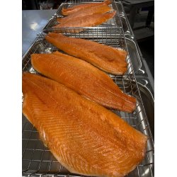 Jule Laksen 2025 -Koldrget Lakseside Vgt mellem 1200 til 1400 Gram 