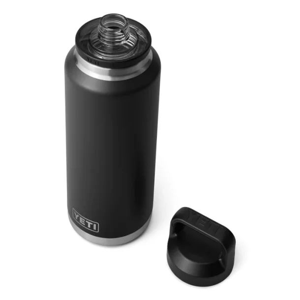 YETI Rambler� 46 oz (1,3 l) Bottle m. Chug Cap � Ekstra stor kapacitet til heldagseventyr
