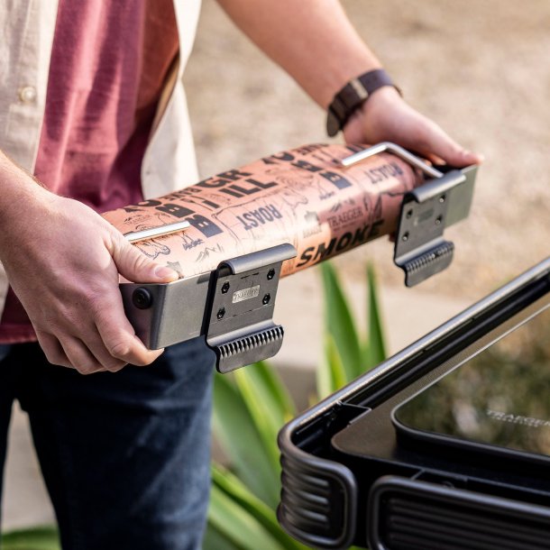 Traeger P.A.L. Pop-And-Lock� Papir- og Rulleholder � Hav rullen lige ved H�nden