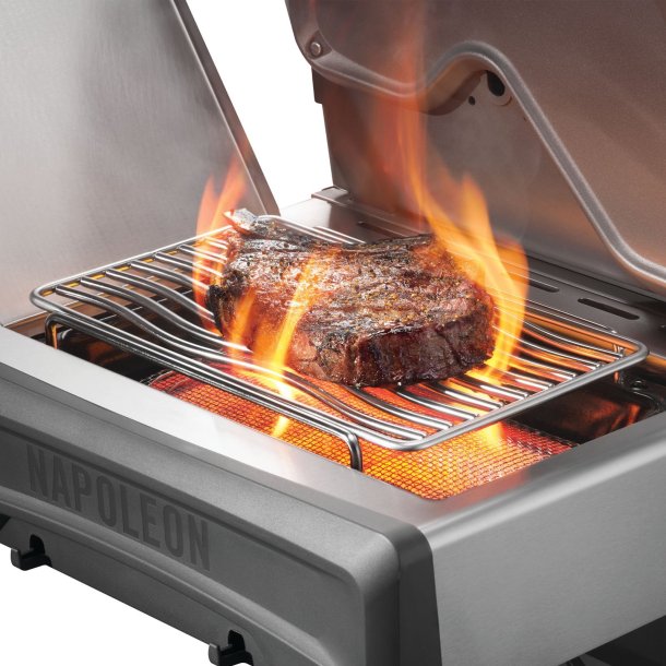 Napoleon Rogue� PRO 425 Gasgrill (Rustfri St�l) � Den prisvindende premium-grill til terrassen